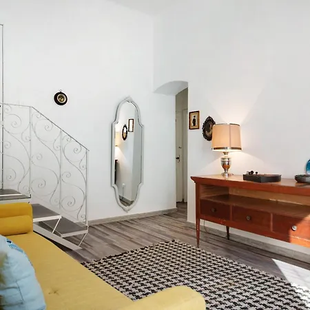 Casa Daneri 59 Бонассола