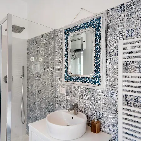 Casa Daneri 59 *