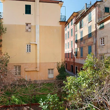 Casa Daneri 59 Бонассола